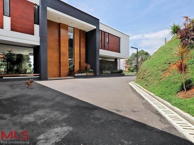 La Calera, Medellín