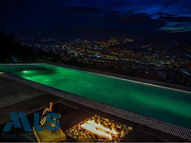 Las palmas, Medellín
