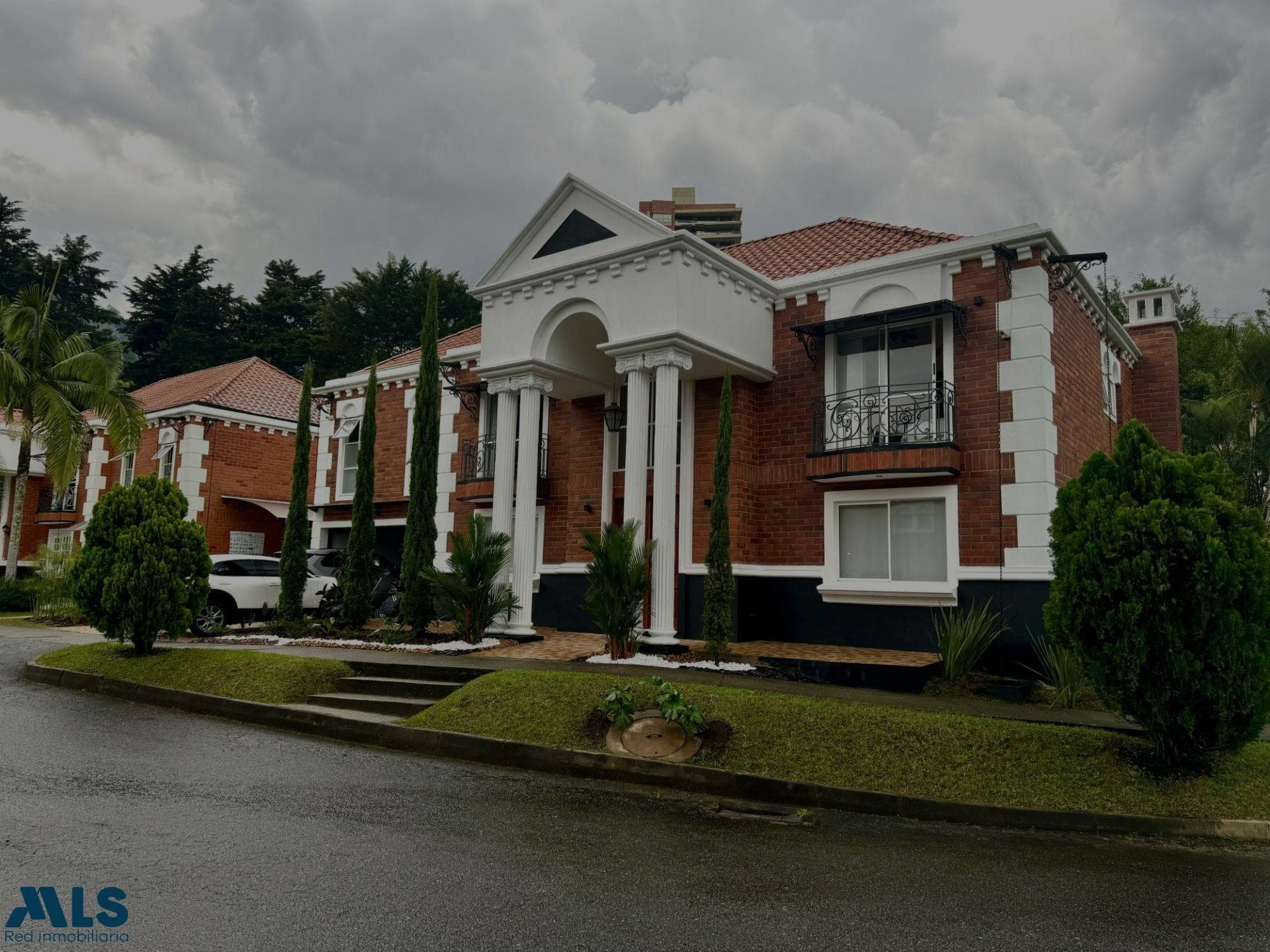 El Tesoro, Medellín